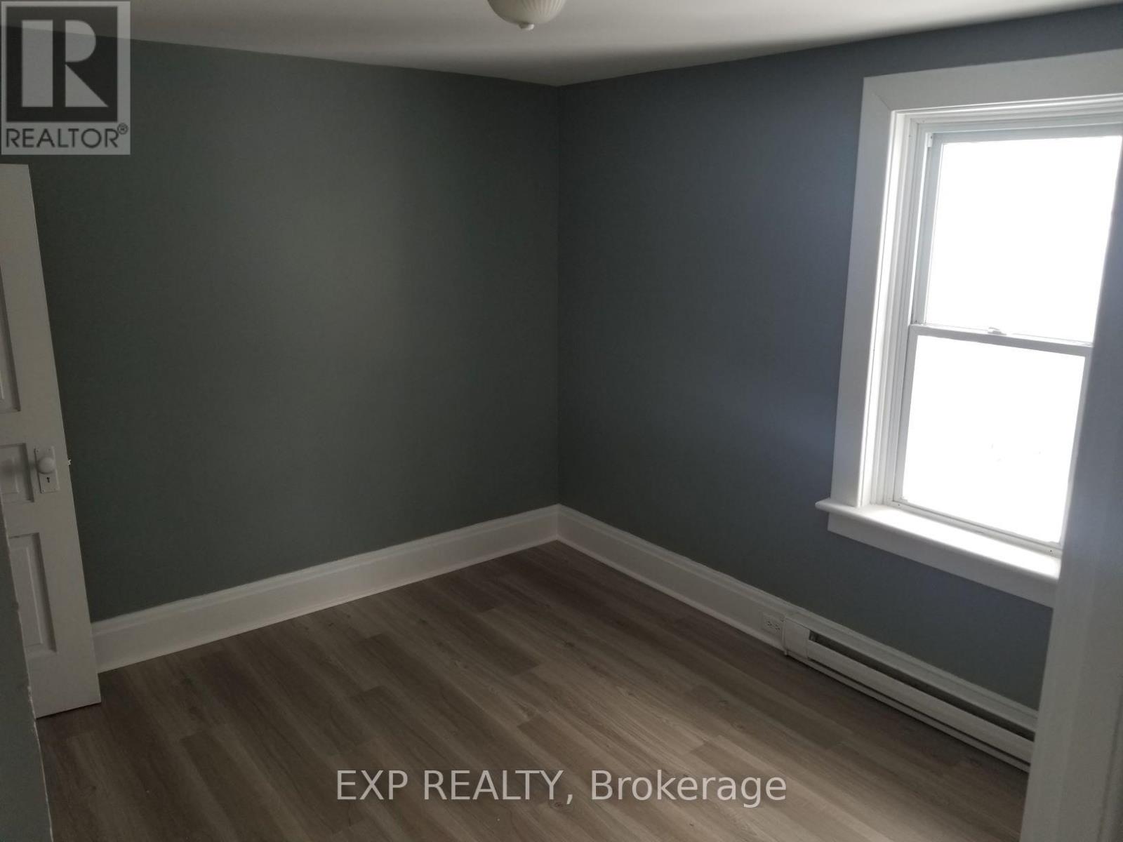 436 Queen Street, Midland, Ontario  L4R 3J1 - Photo 6 - S12521768