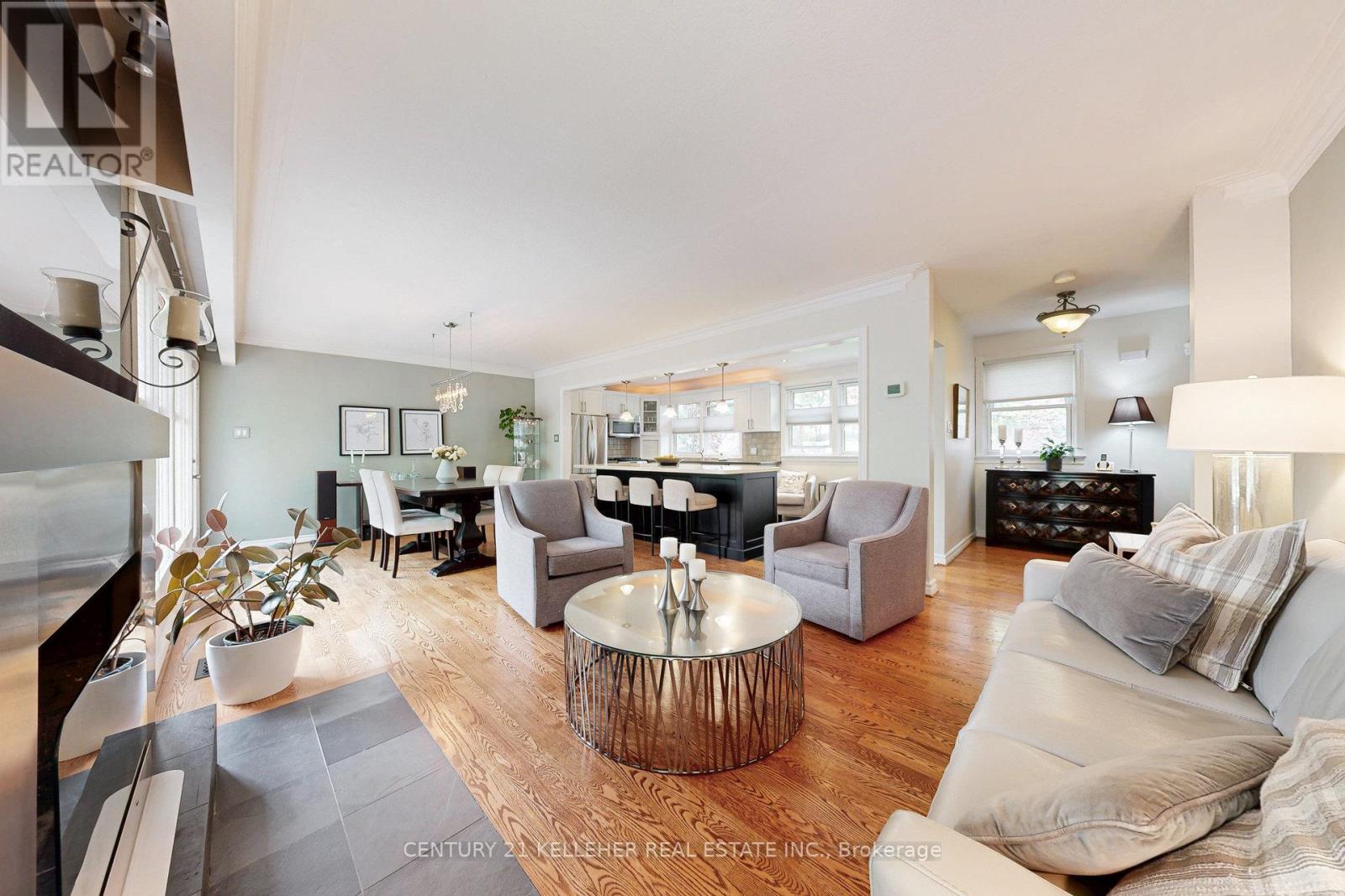 183 Westminster Drive, Oakville, Ontario  L6L 4H8 - Photo 10 - W12252150