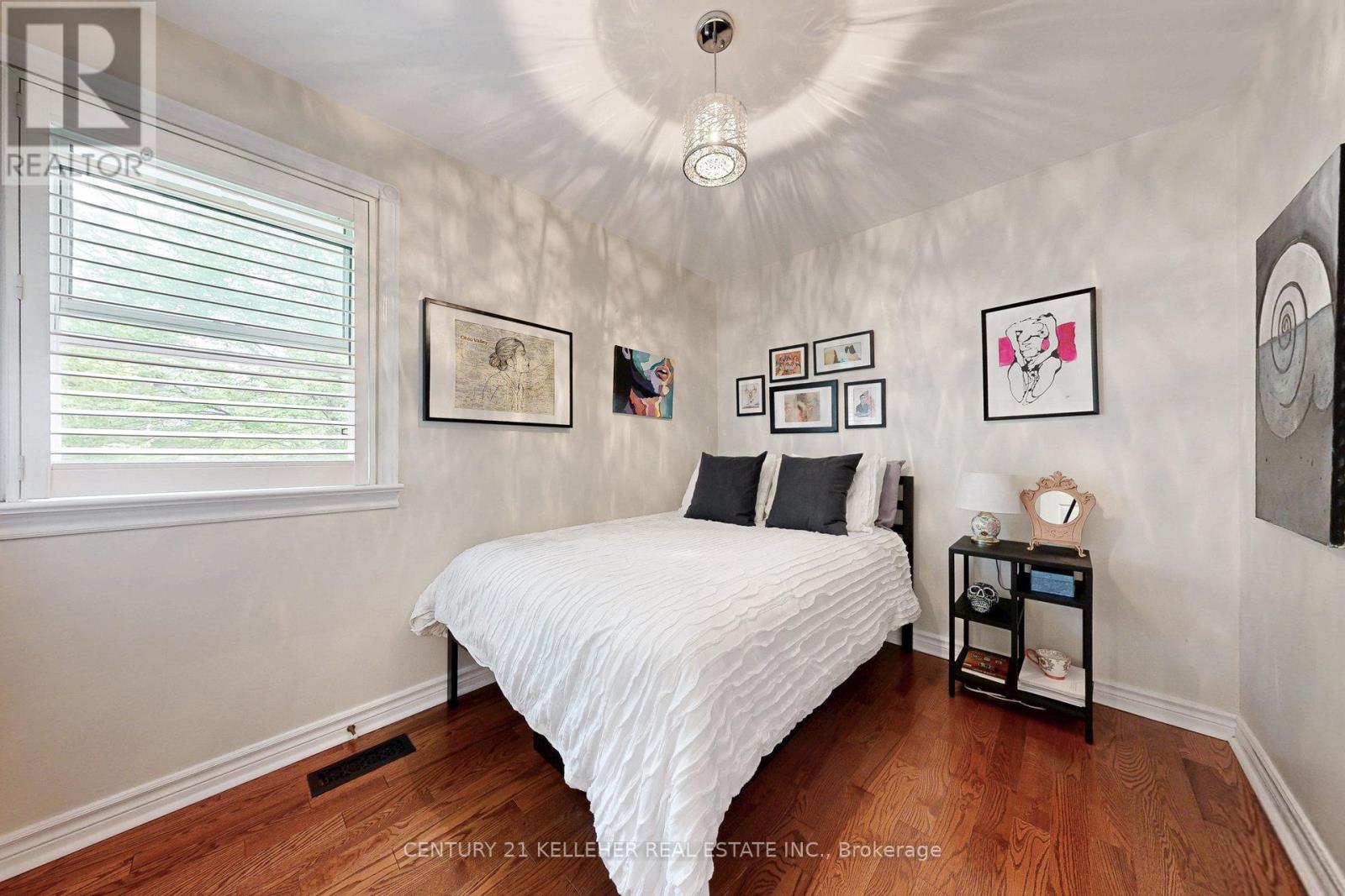 183 Westminster Drive, Oakville, Ontario  L6L 4H8 - Photo 19 - W12252150