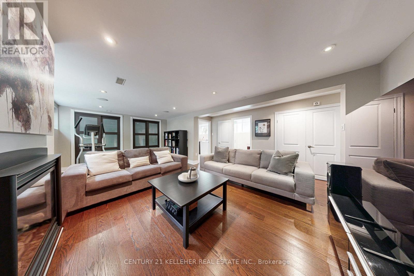 183 Westminster Drive, Oakville, Ontario  L6L 4H8 - Photo 29 - W12252150