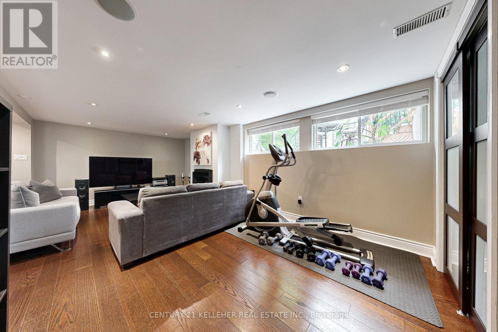 183 Westminster Drive, Oakville, Ontario  L6L 4H8 - Photo 30 - W12252150