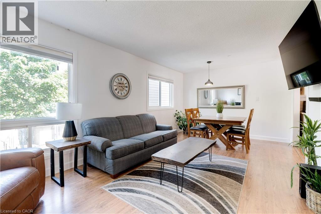 2261 Leominster Drive, Burlington, Ontario  L7P 3W8 - Photo 12 - 40786567