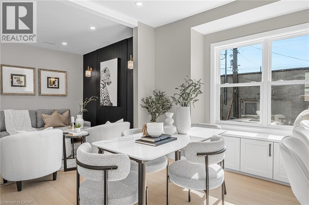 56 East 34th Street, Hamilton, Ontario L8V 3W3 - Photo 11 - 40786546