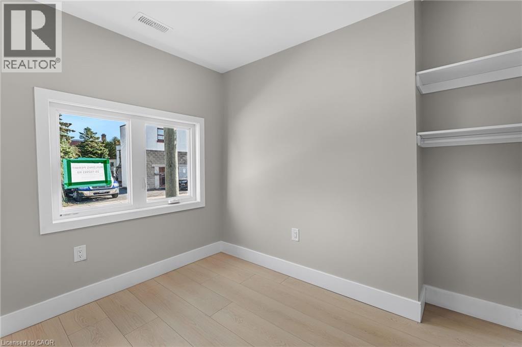 56 East 34th Street, Hamilton, Ontario L8V 3W3 - Photo 21 - 40786546