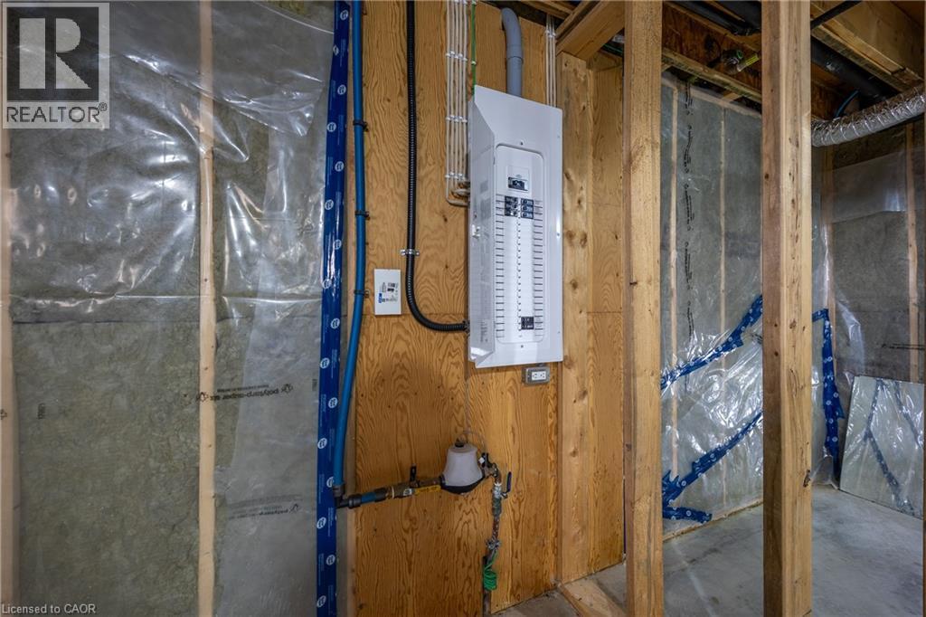 16 Chestnut Street, Port Rowan, Ontario  N0E 1M0 - Photo 26 - 40784714