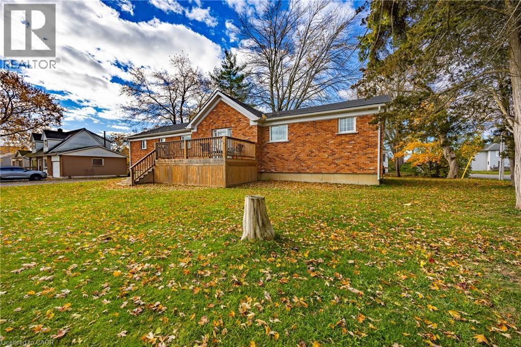 16 Chestnut Street, Port Rowan, Ontario  N0E 1M0 - Photo 31 - 40784714