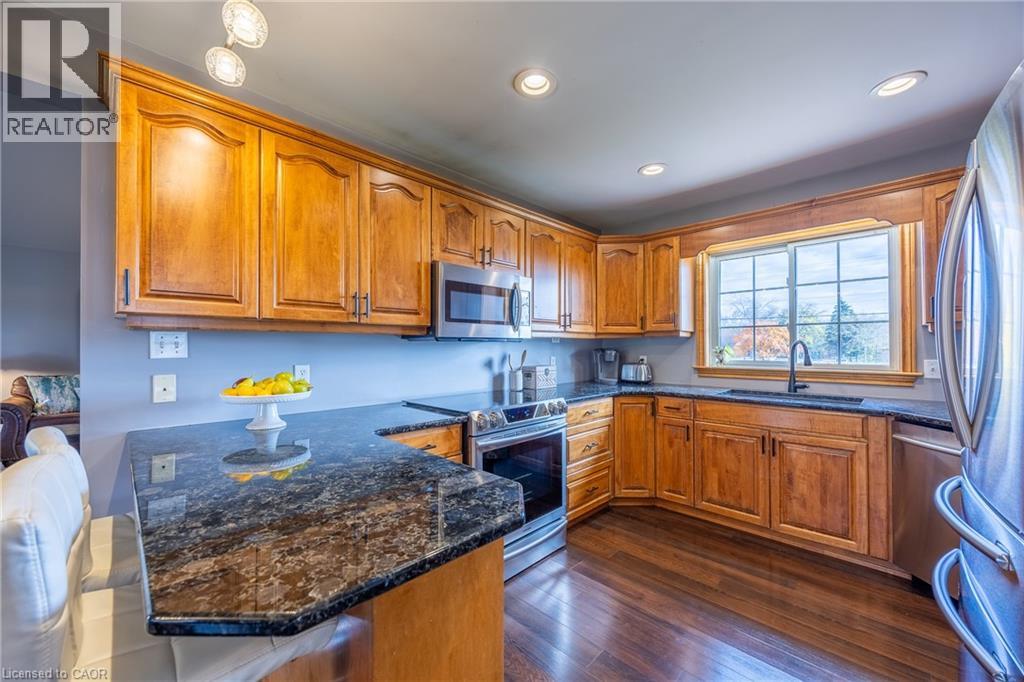 16 Chestnut Street, Port Rowan, Ontario  N0E 1M0 - Photo 4 - 40784714