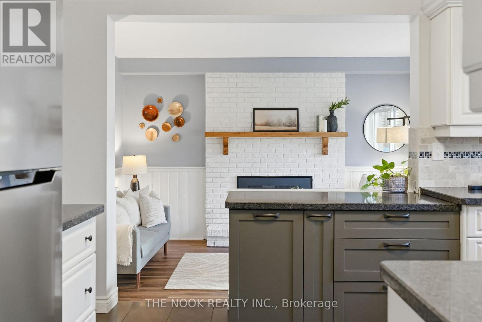 512 Athol Street, Whitby, Ontario  L1N 6L7 - Photo 18 - E12521870