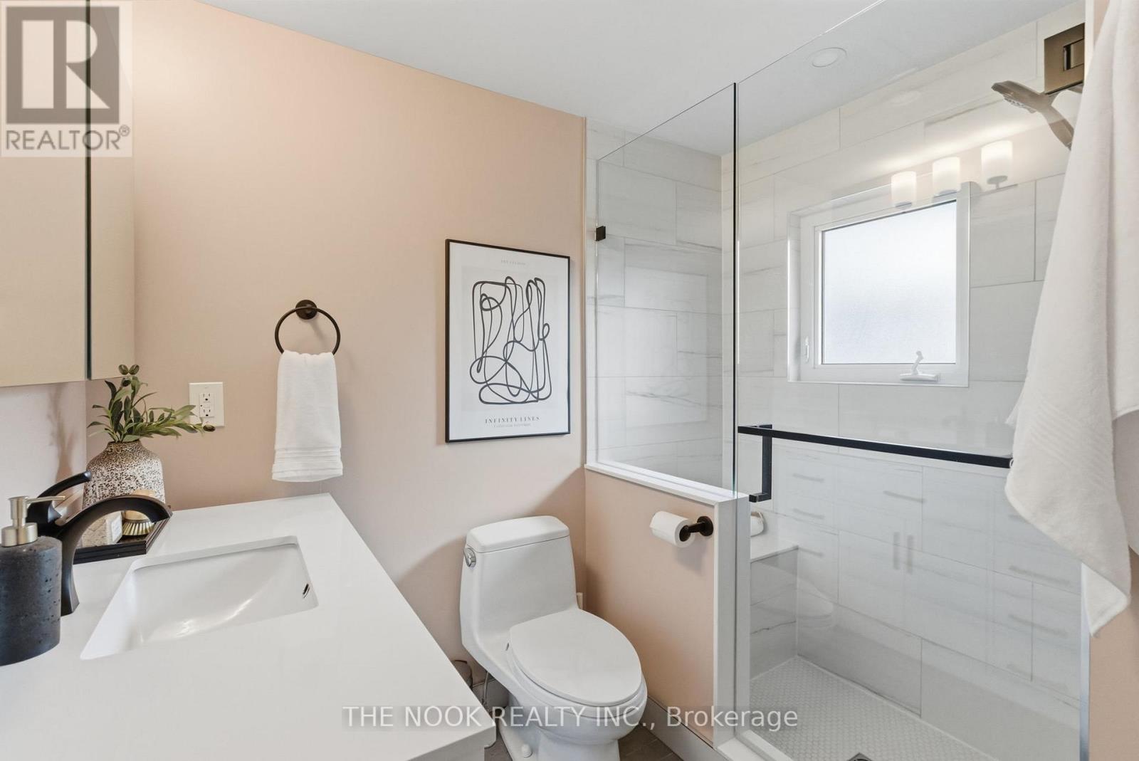 512 Athol Street, Whitby, Ontario  L1N 6L7 - Photo 29 - E12521870