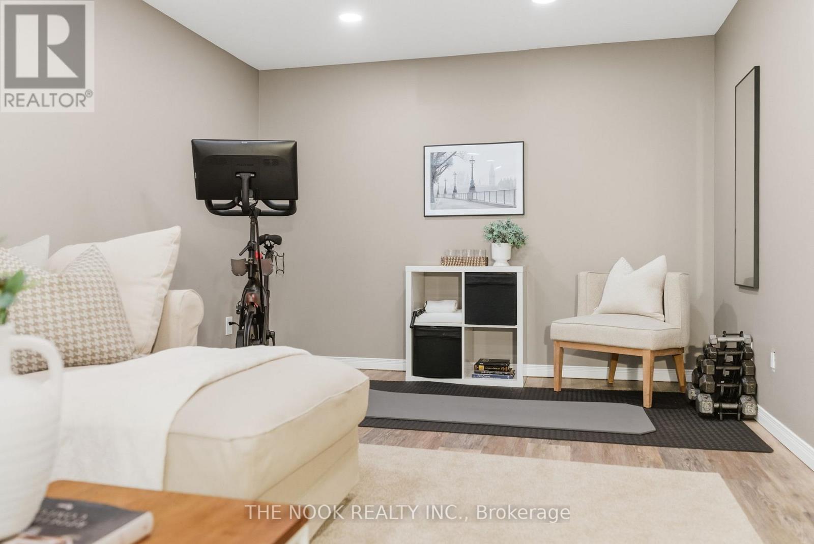 512 Athol Street, Whitby, Ontario  L1N 6L7 - Photo 40 - E12521870