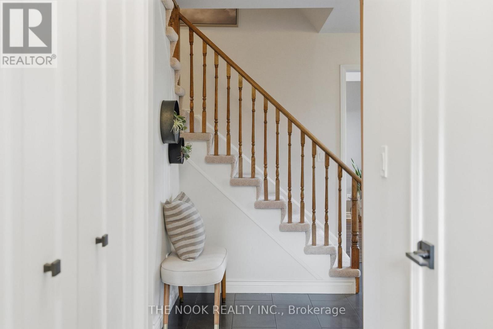 512 Athol Street, Whitby, Ontario  L1N 6L7 - Photo 7 - E12521870