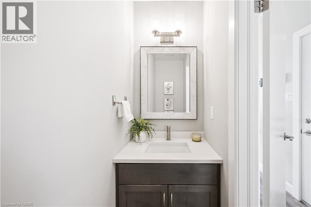 884 Robert Ferrie Drive, Kitchener, Ontario  N2R 0P2 - Photo 16 - 40779989