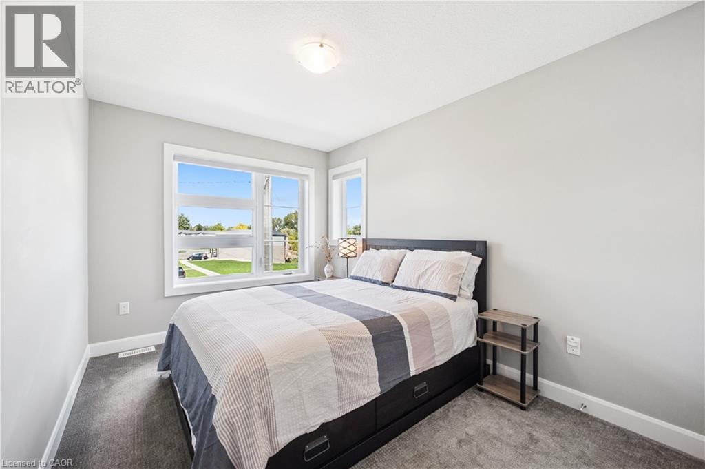 884 Robert Ferrie Drive, Kitchener, Ontario  N2R 0P2 - Photo 27 - 40779989