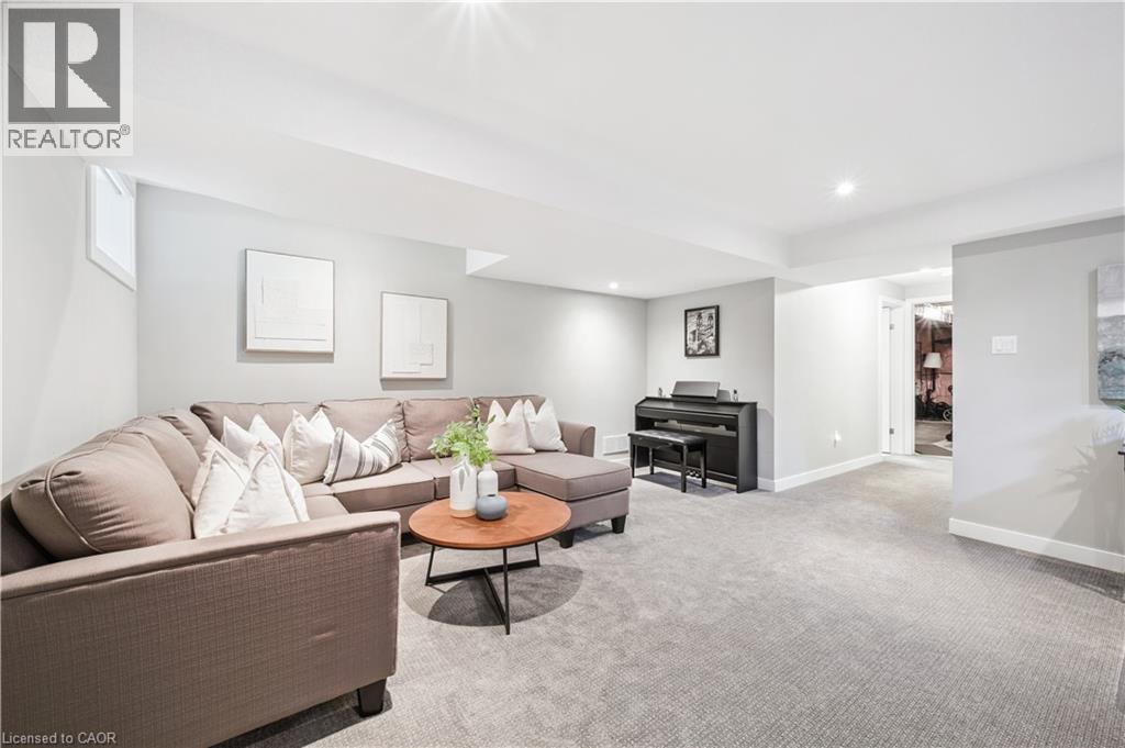 884 Robert Ferrie Drive, Kitchener, Ontario  N2R 0P2 - Photo 33 - 40779989