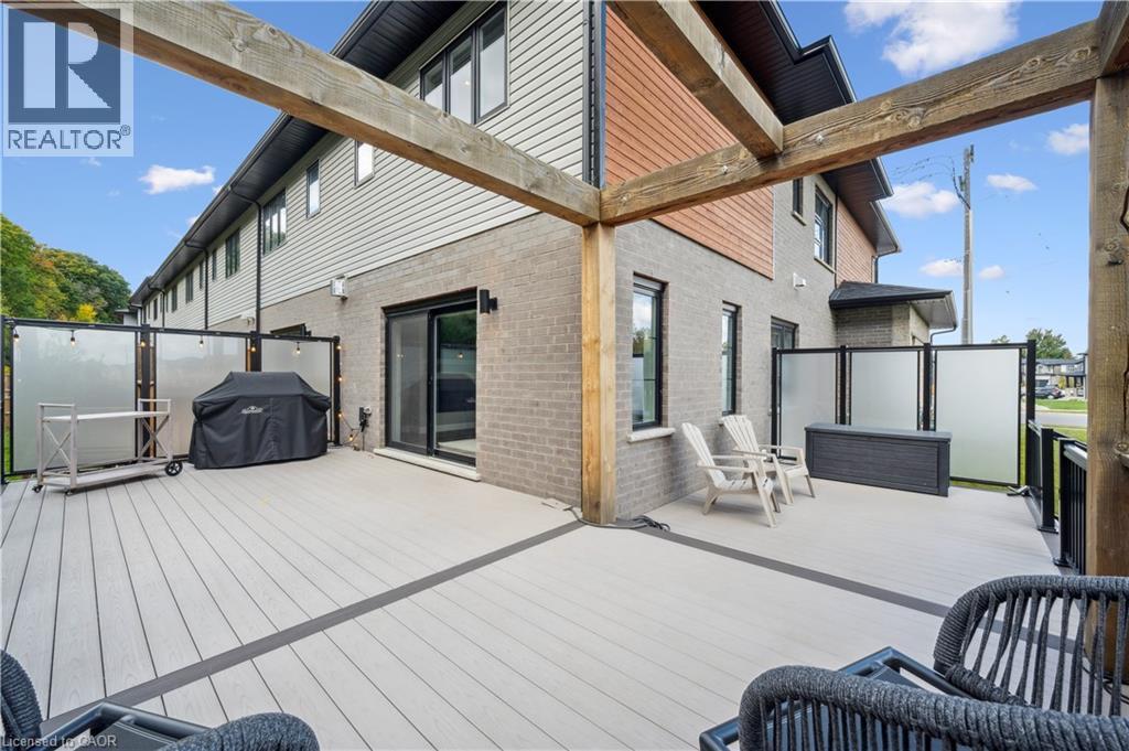 884 Robert Ferrie Drive, Kitchener, Ontario  N2R 0P2 - Photo 41 - 40779989