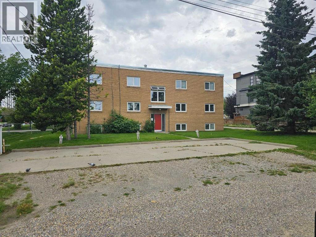 2312 22 Street Nw, Calgary, Alberta  T2M 3W4 - Photo 2 - A2246876