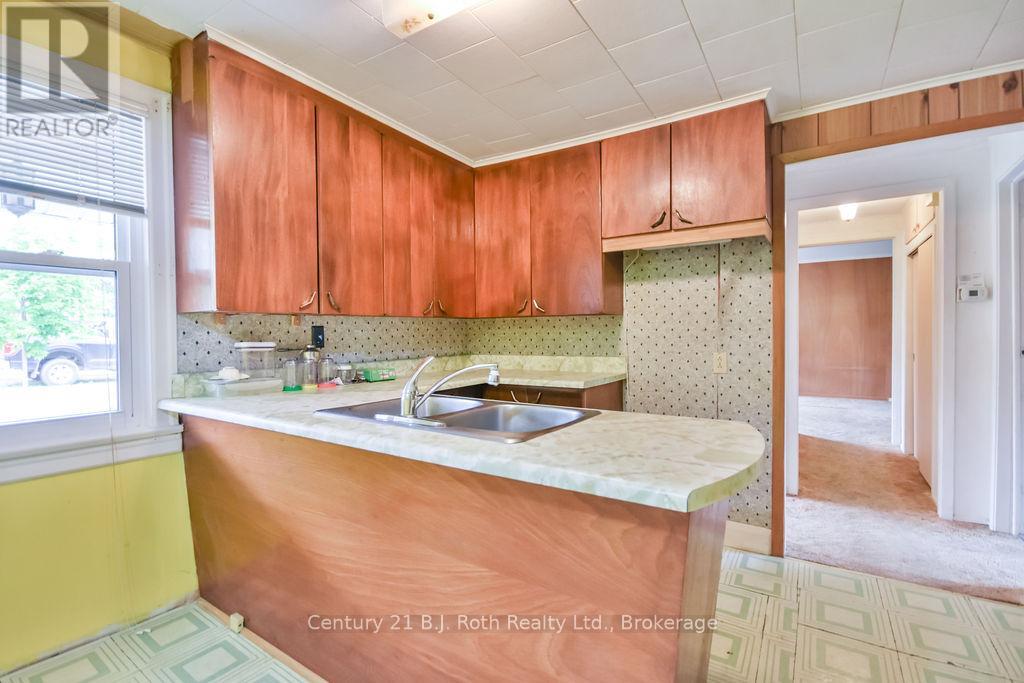 377 Barrie Road, Orillia, Ontario L3V 2S1 - Photo 12 - S12521916