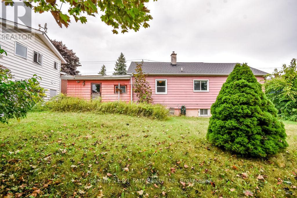 377 Barrie Road, Orillia, Ontario L3V 2S1 - Photo 30 - S12521916