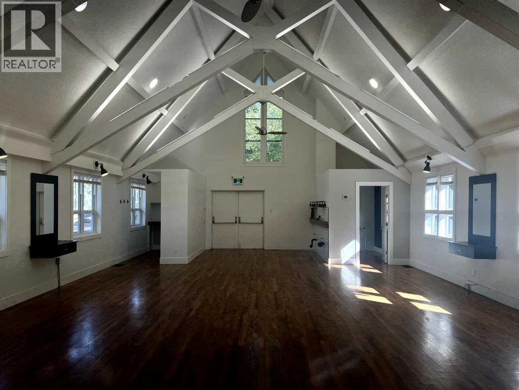 4419 55 Street, Red Deer, Alberta  T4N 2H3 - Photo 3 - A2258413