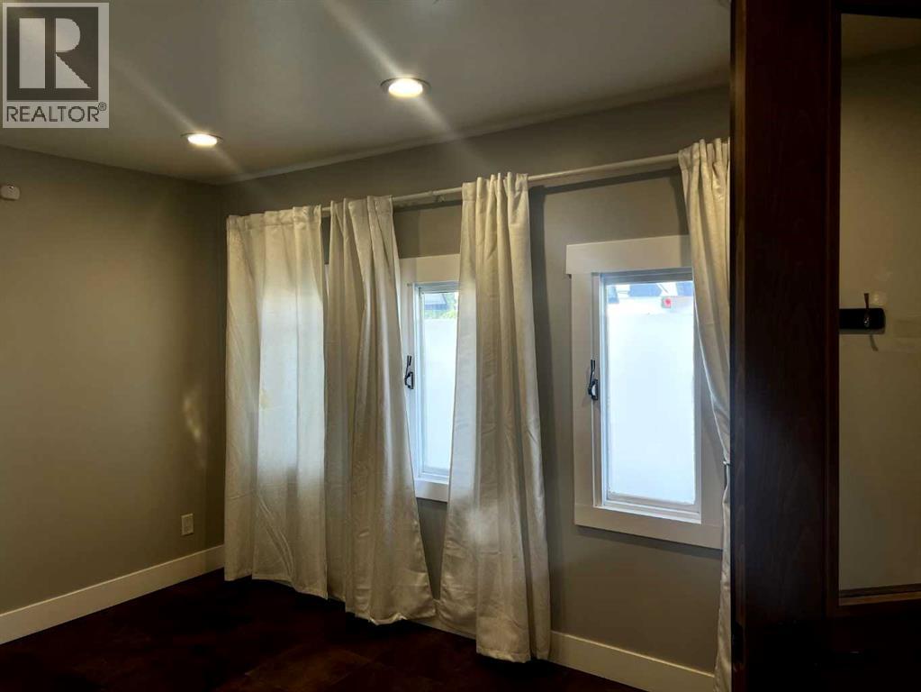 4419 55 Street, Red Deer, Alberta  T4N 2H3 - Photo 4 - A2258413