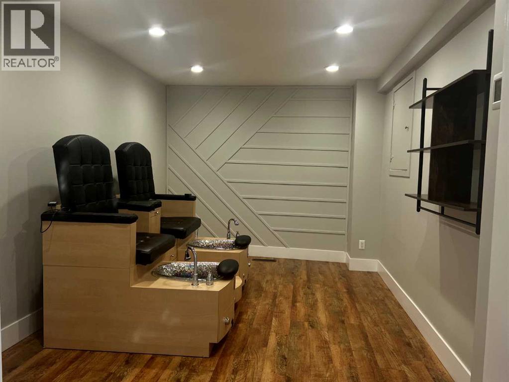 4419 55 Street, Red Deer, Alberta  T4N 2H3 - Photo 8 - A2258413