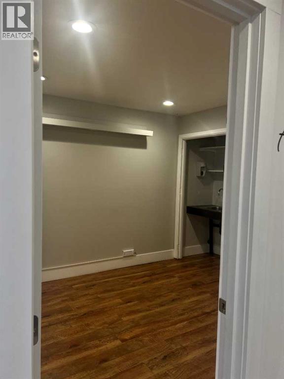 4419 55 Street, Red Deer, Alberta  T4N 2H3 - Photo 7 - A2258413