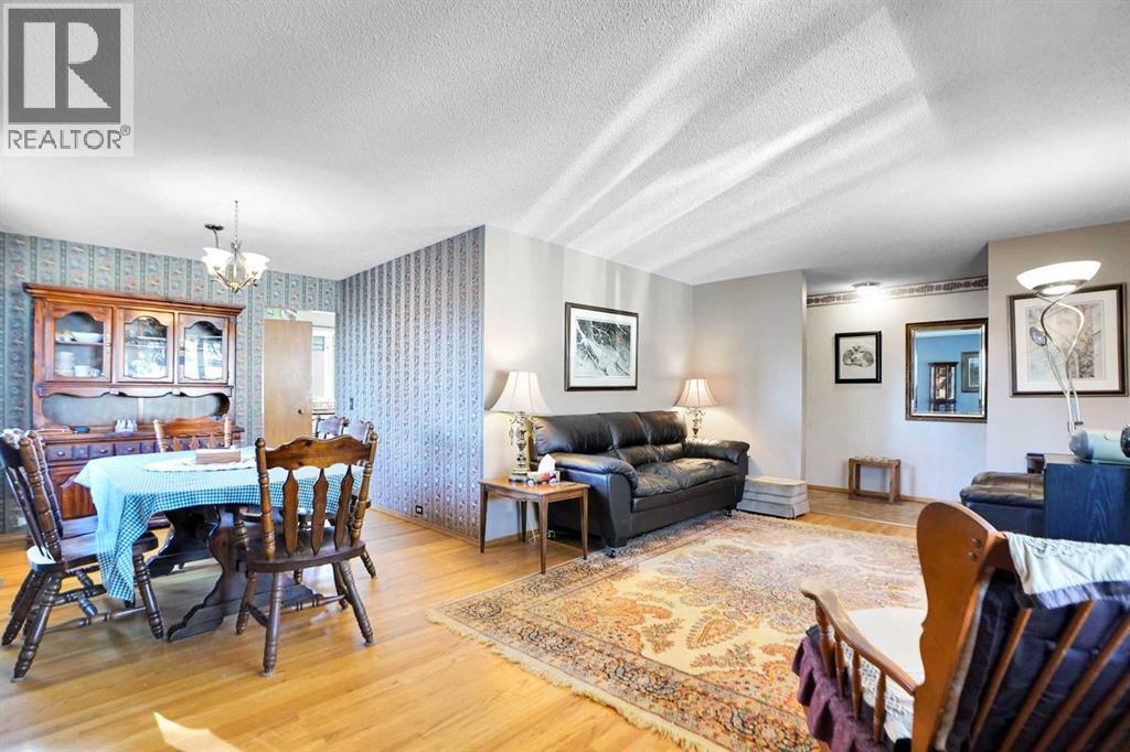 272 Sackville Drive Sw, Calgary, Alberta  T2W 0W9 - Photo 12 - A2267479