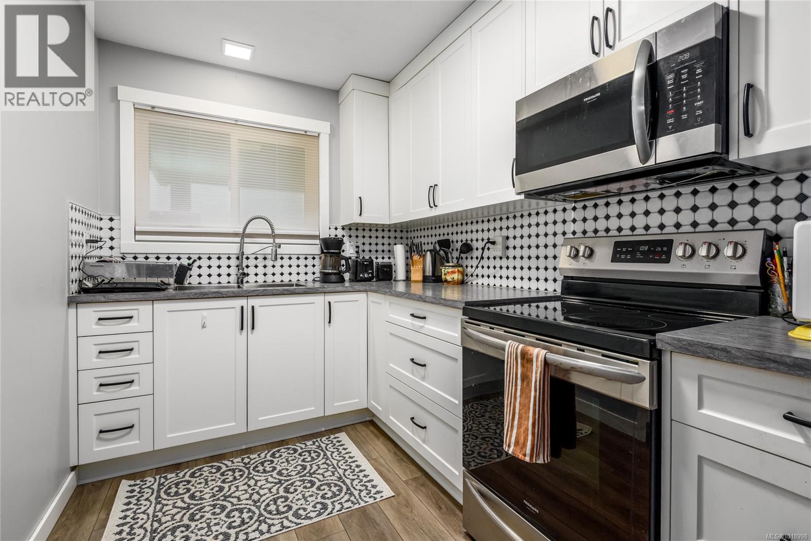 219 1540 Piercy Ave, Courtenay, British Columbia  V9N 3E9 - Photo 5 - 1018998