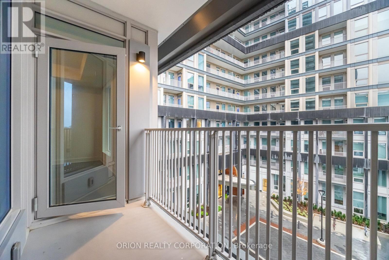 407 - 3240 William Coltson Avenue, Oakville, Ontario  L6H 8C8 - Photo 22 - W12521708