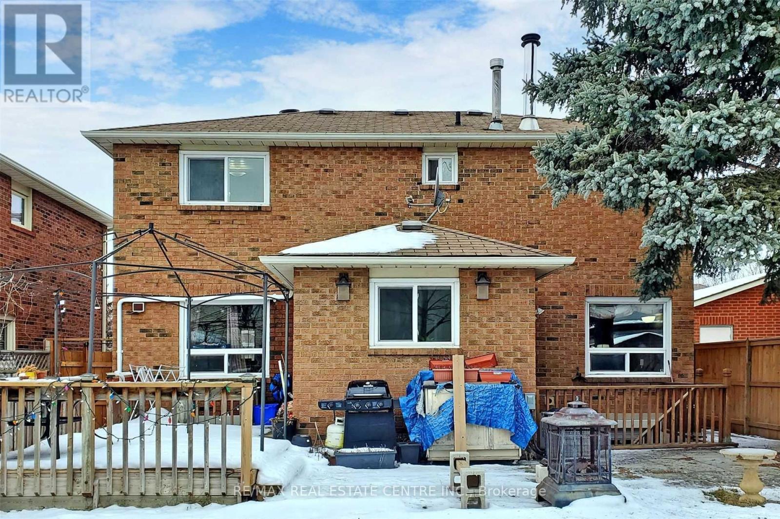 Main & 2nd Floor - 1671 Moongate Crescent, Mississauga, Ontario  L5M 4T2 - Photo 33 - W12521722