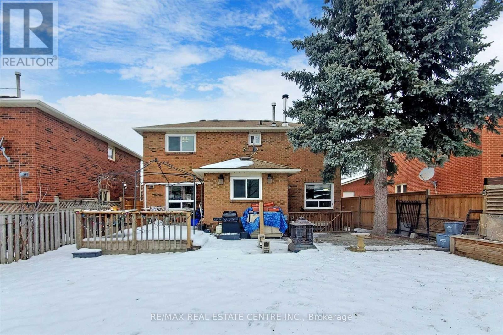 Main & 2nd Floor - 1671 Moongate Crescent, Mississauga, Ontario  L5M 4T2 - Photo 34 - W12521722