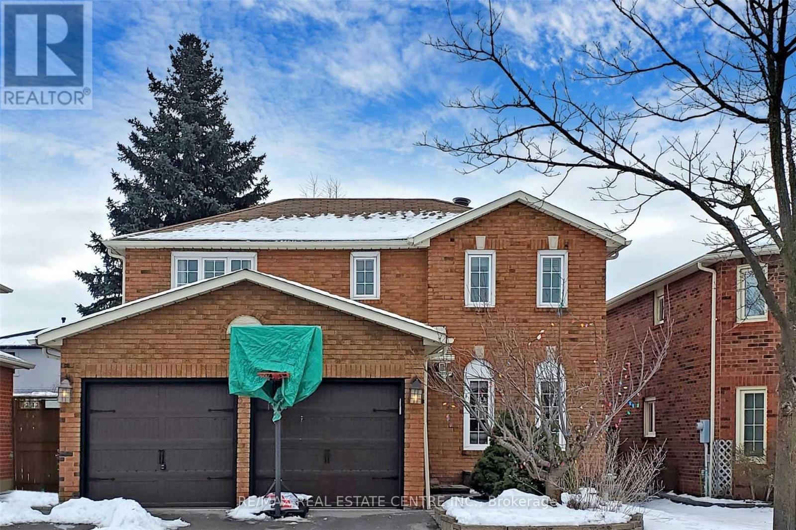 Main & 2nd Floor - 1671 Moongate Crescent, Mississauga, Ontario  L5M 4T2 - Photo 38 - W12521722