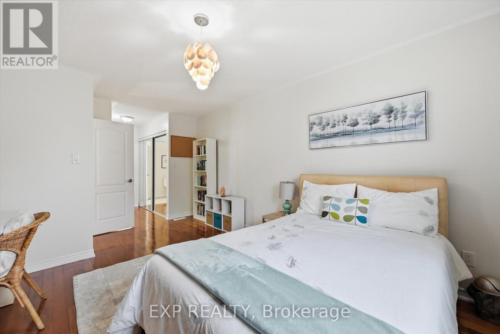 266 Admiral Drive, Oakville, Ontario  L6L 0B9 - Photo 36 - W12521740