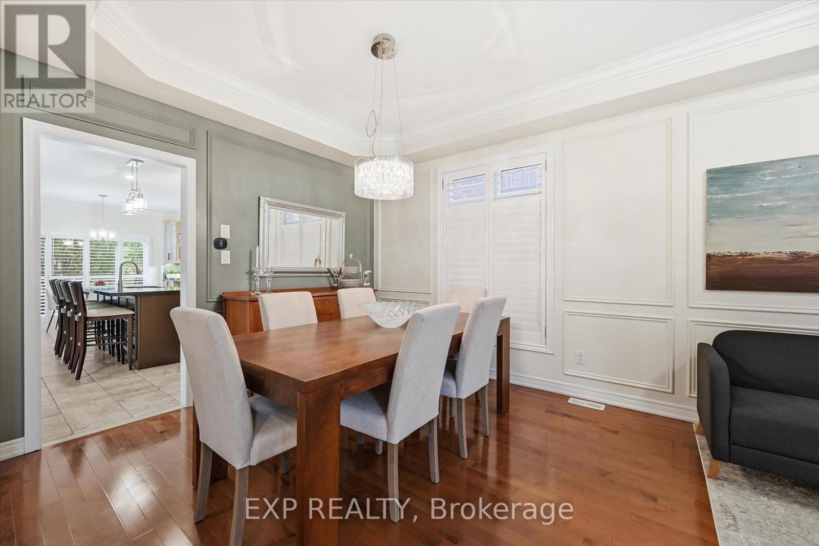 266 Admiral Drive, Oakville, Ontario  L6L 0B9 - Photo 6 - W12521740