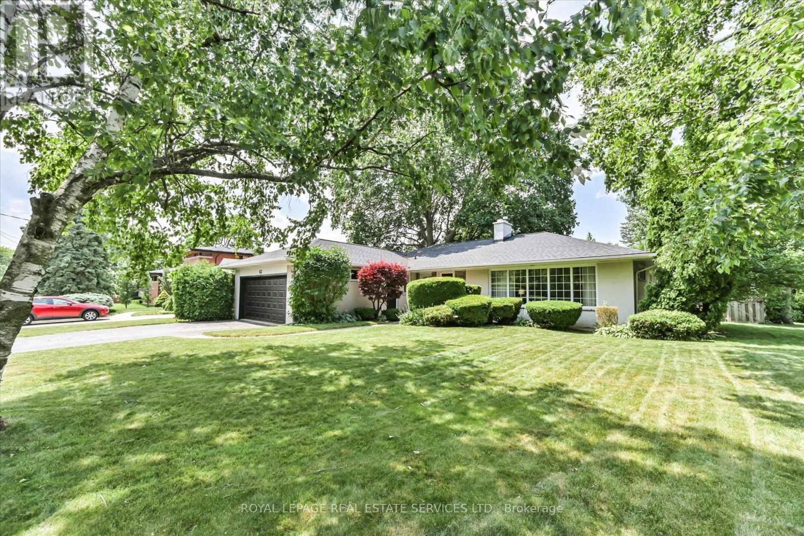 62 PRINCESS MARGARET BOULEVARD, Toronto, Ontario