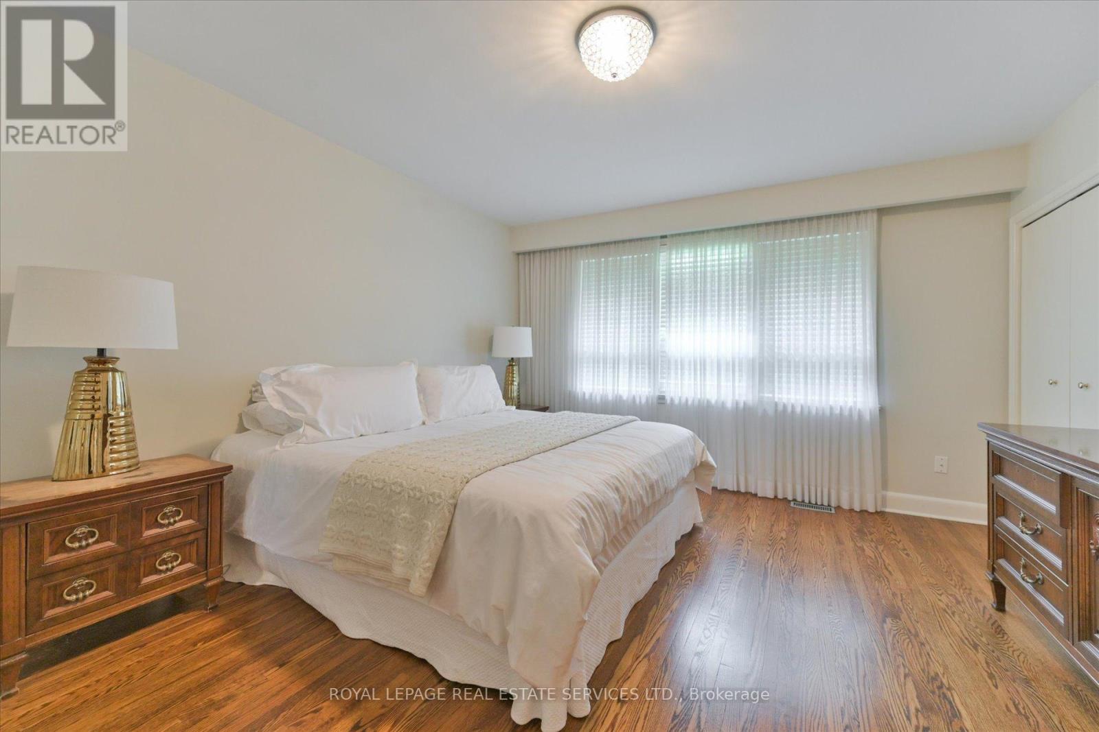 62 Princess Margaret Boulevard, Toronto, Ontario  M9A 2A2 - Photo 17 - W12521752