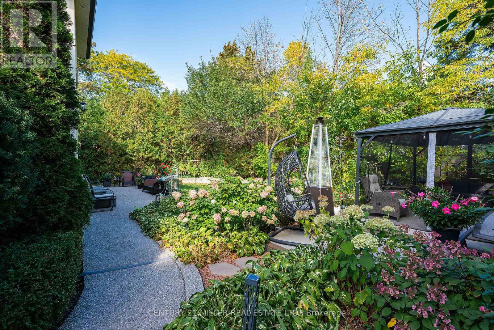 108 Livno Common, Oakville, Ontario  L6L 1H1 - Photo 46 - W12521778