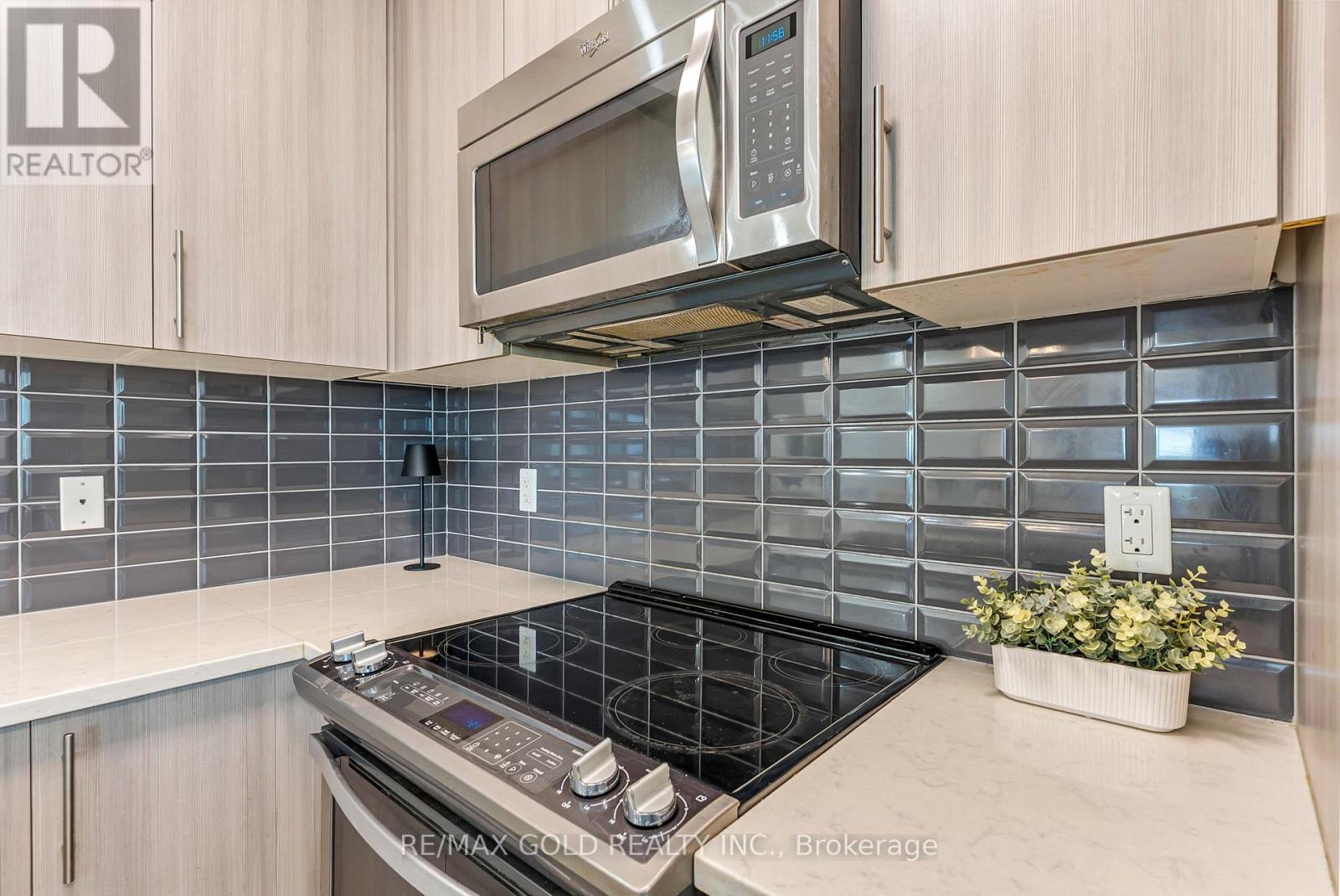 503 - 55 Yorkland Boulevard, Brampton, Ontario  L6P 4K9 - Photo 16 - W12521802