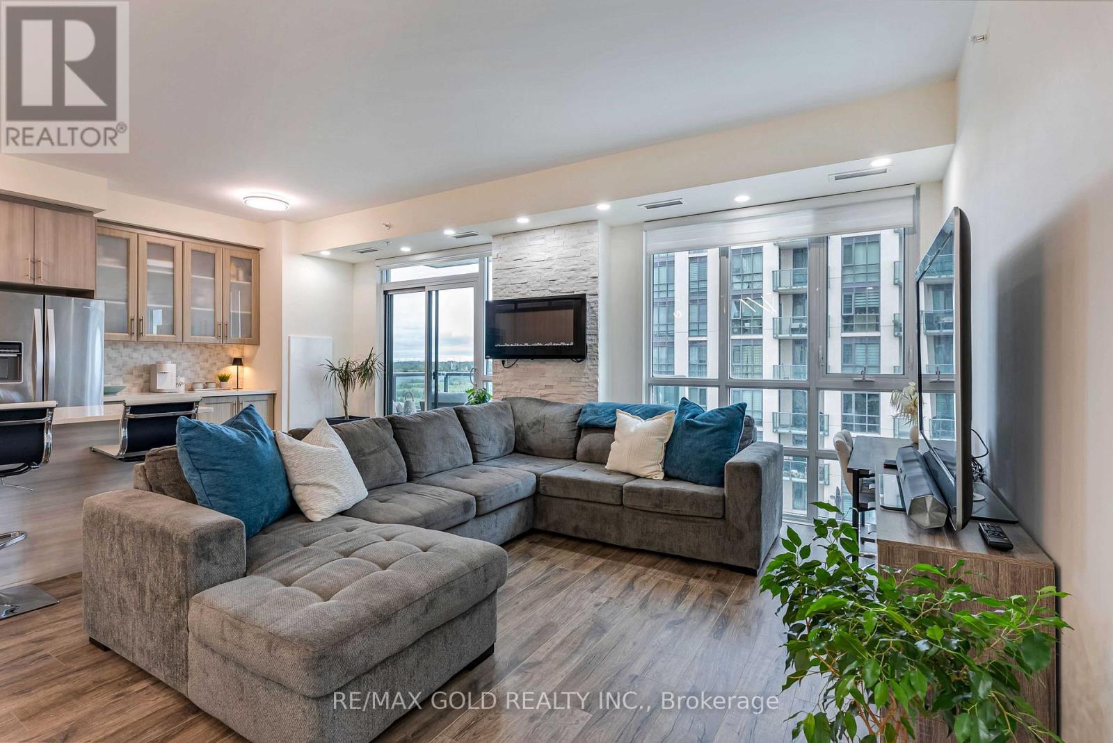 503 - 55 Yorkland Boulevard, Brampton, Ontario  L6P 4K9 - Photo 19 - W12521802