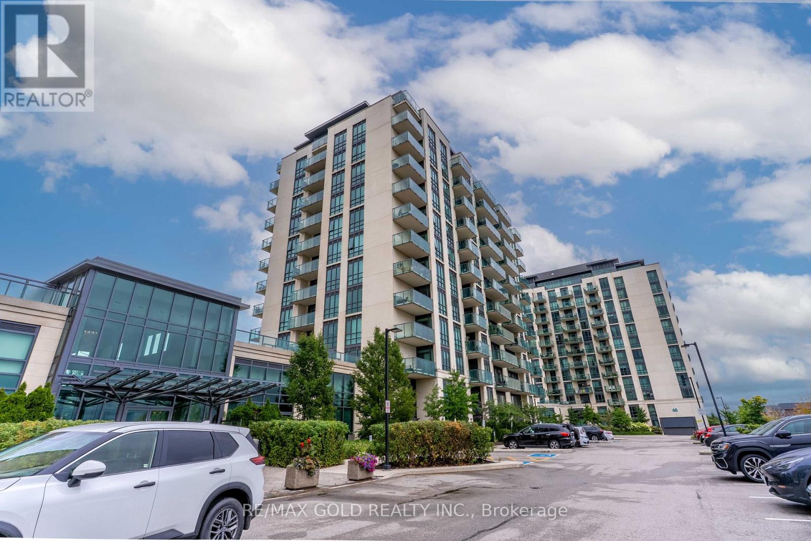 503 - 55 Yorkland Boulevard, Brampton, Ontario  L6P 4K9 - Photo 2 - W12521802