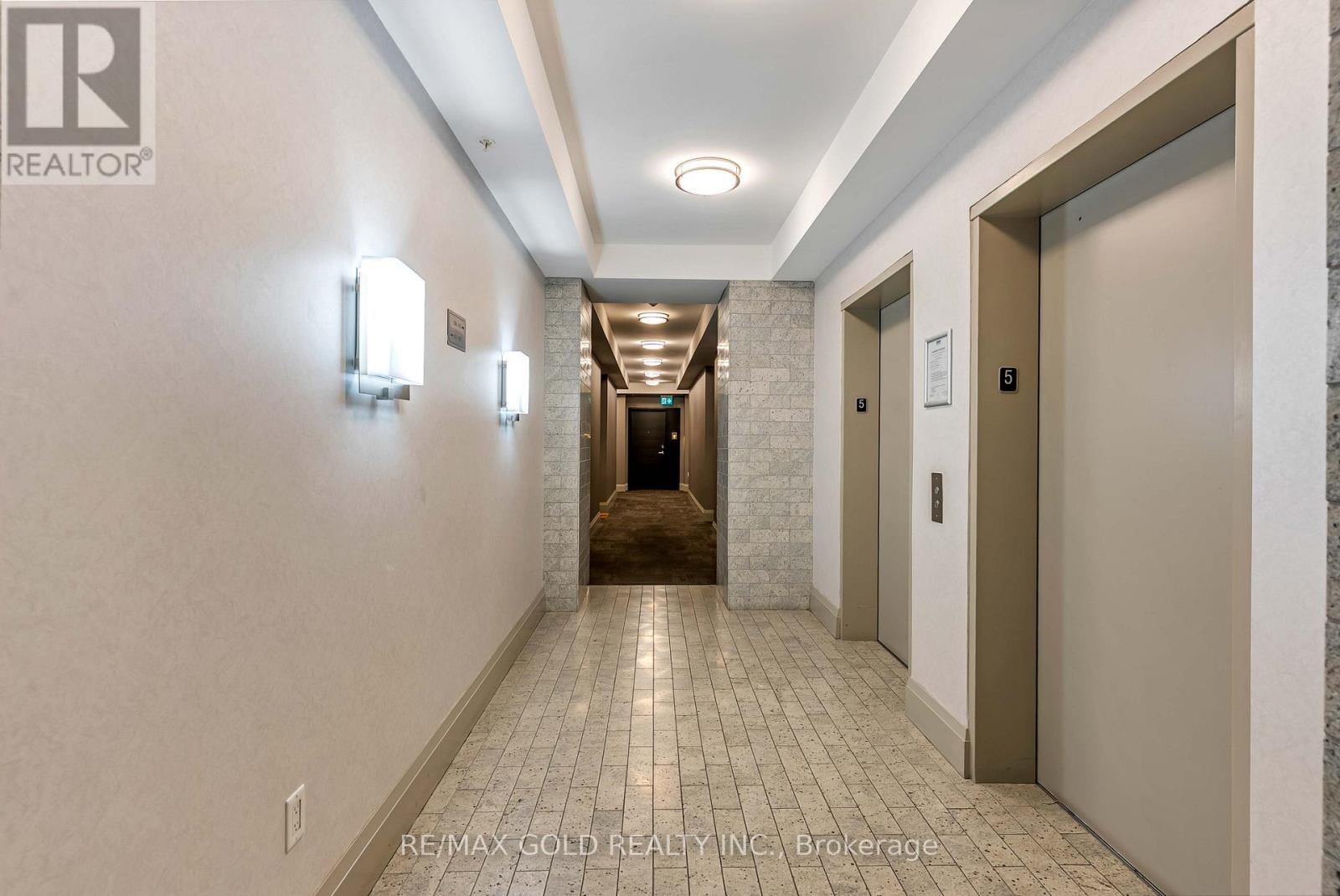 503 - 55 Yorkland Boulevard, Brampton, Ontario  L6P 4K9 - Photo 7 - W12521802