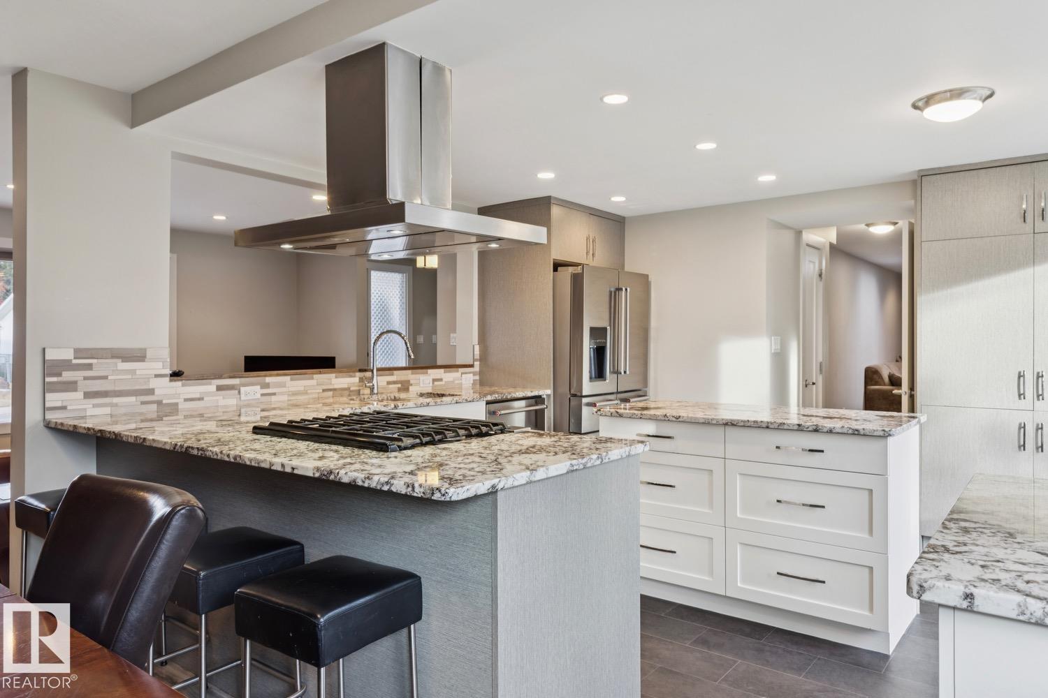 14331 58a Av Nw, Edmonton, Alberta  T6H 1E5 - Photo 3 - E4465082