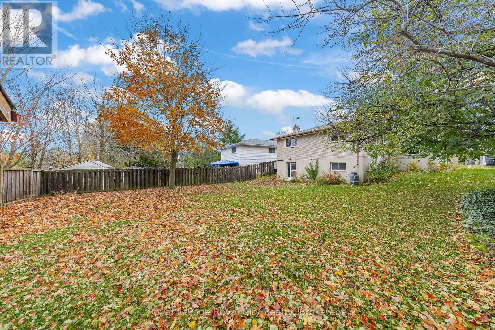 17 Muskoka Drive, Guelph, Ontario N1E 6E1 - Photo 40 - X12521742