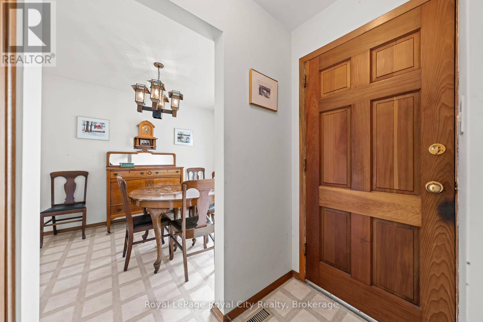 17 Muskoka Drive, Guelph, Ontario N1E 6E1 - Photo 5 - X12521742