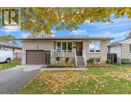 17 MUSKOKA DRIVE, Guelph, Ontario