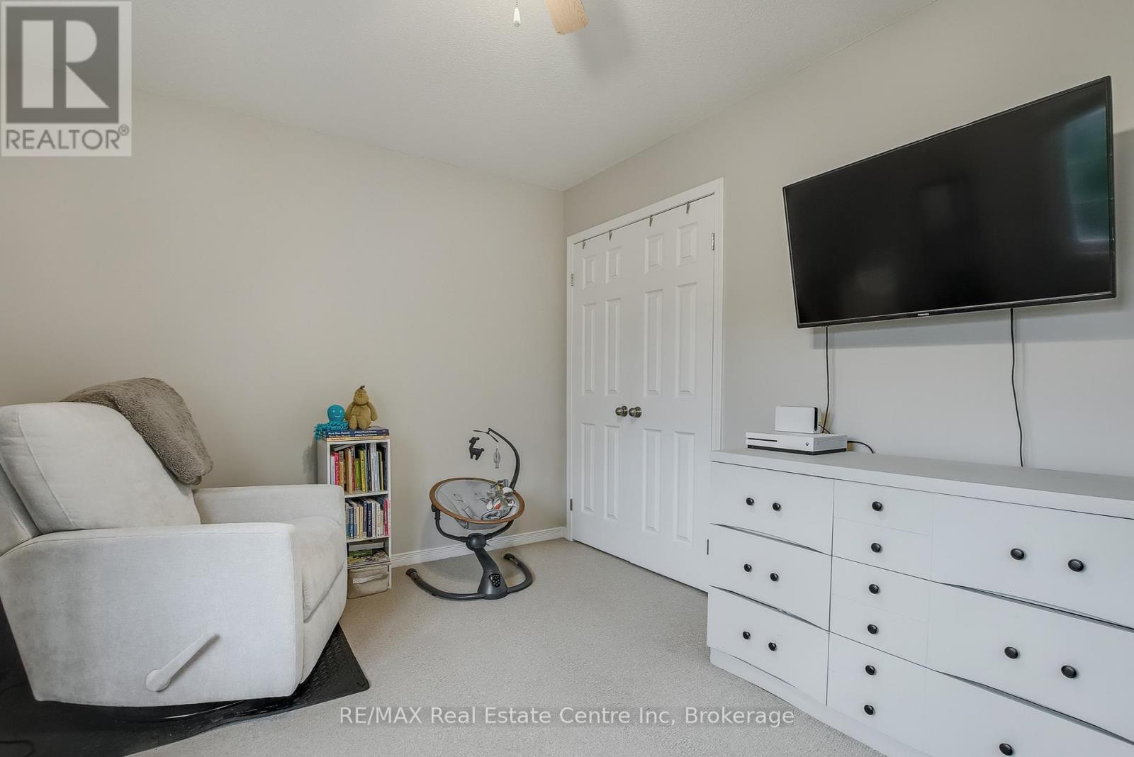 33 - 35 Mountford Drive, Guelph, Ontario N1E 0G6 - Photo 16 - X12521892