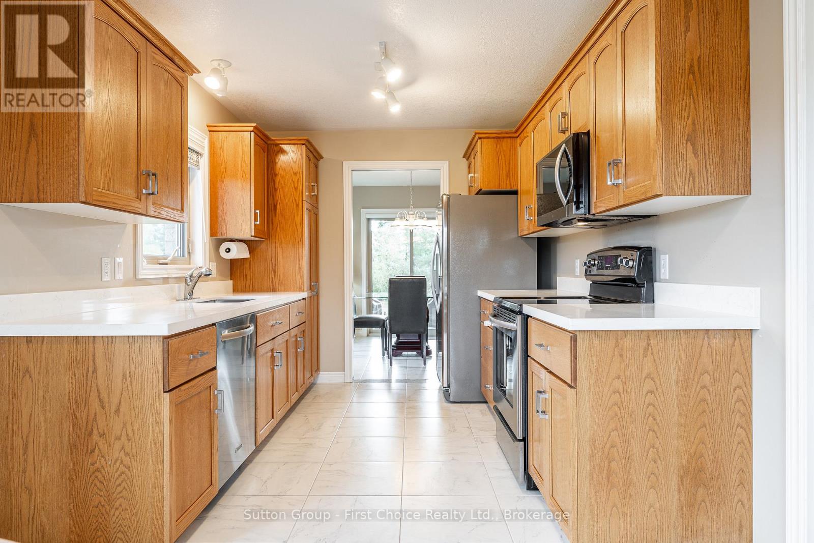 229 Napier Street, West Perth, Ontario N0K 1N0 - Photo 8 - X12522042