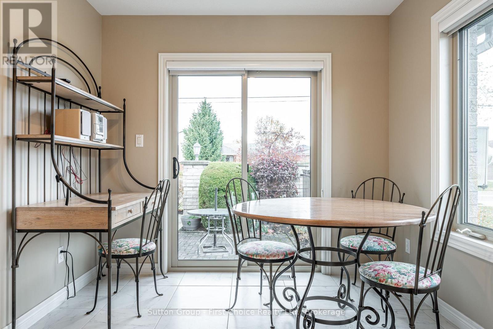 229 Napier Street, West Perth, Ontario N0K 1N0 - Photo 9 - X12522042