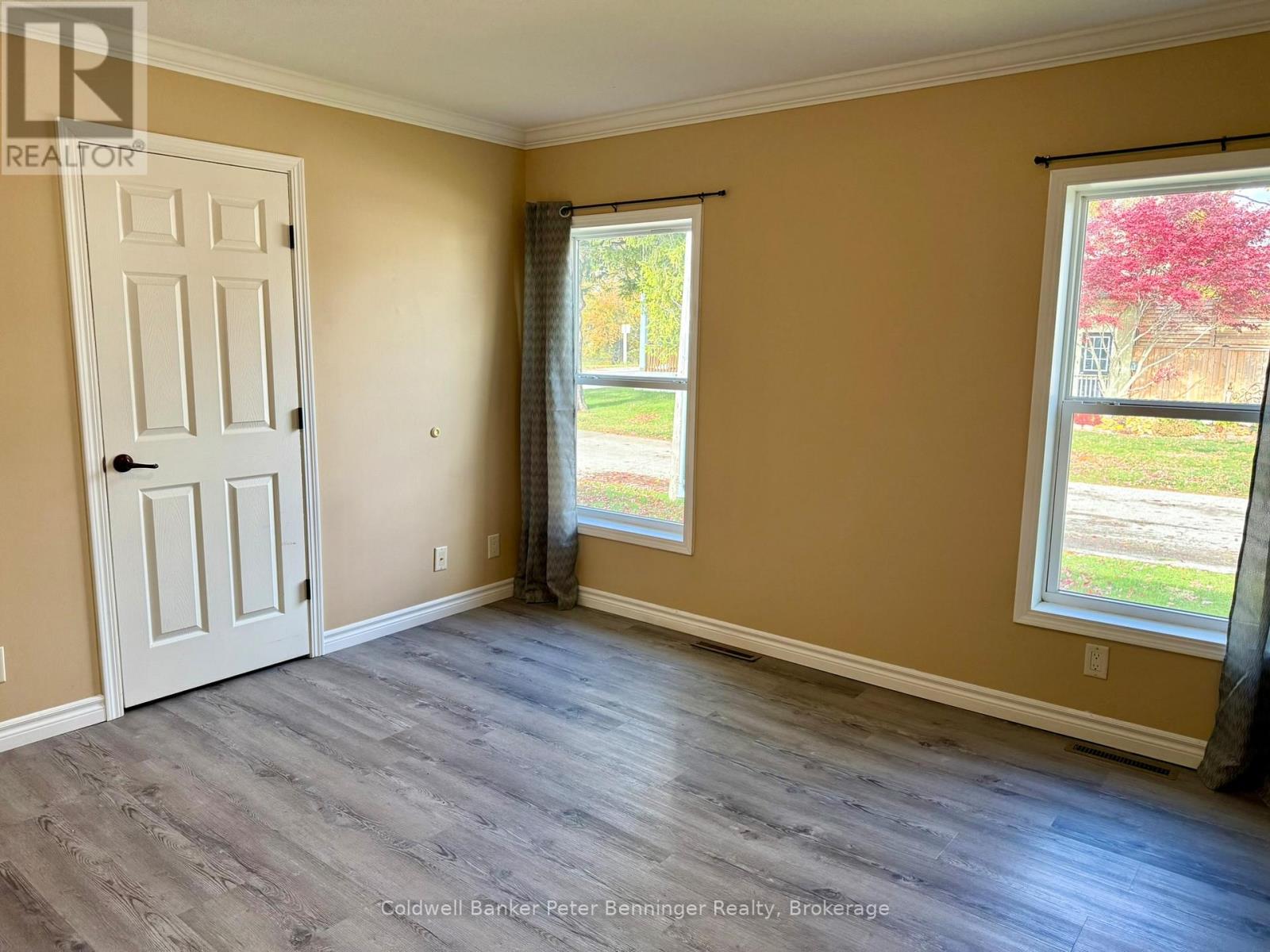 28 Rae Street, Kincardine, Ontario N0G 2T0 - Photo 13 - X12522056