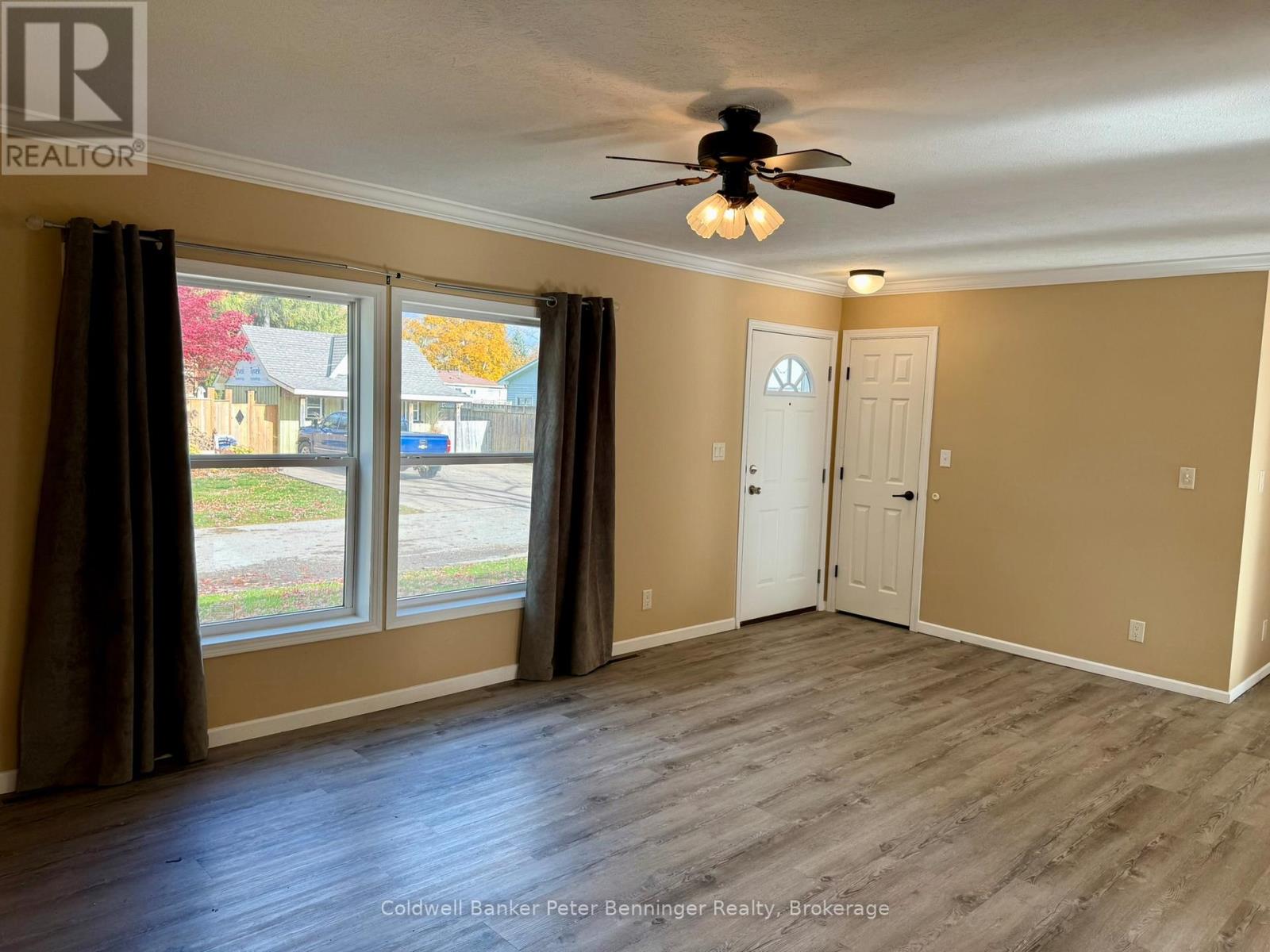 28 Rae Street, Kincardine, Ontario N0G 2T0 - Photo 6 - X12522056